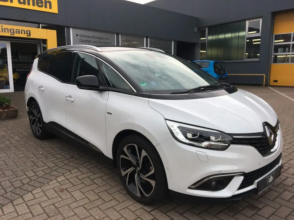 Photo 1 : Renault Grand Scenic 2019 Essence