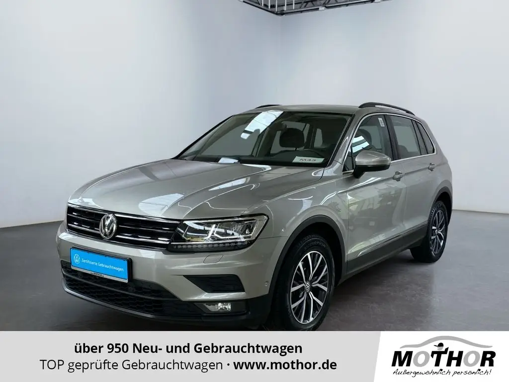 Photo 1 : Volkswagen Tiguan 2020 Essence