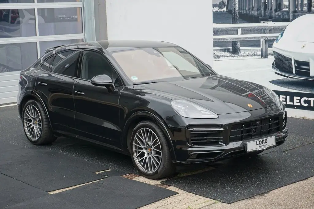 Photo 1 : Porsche Cayenne 2023 Hybrid