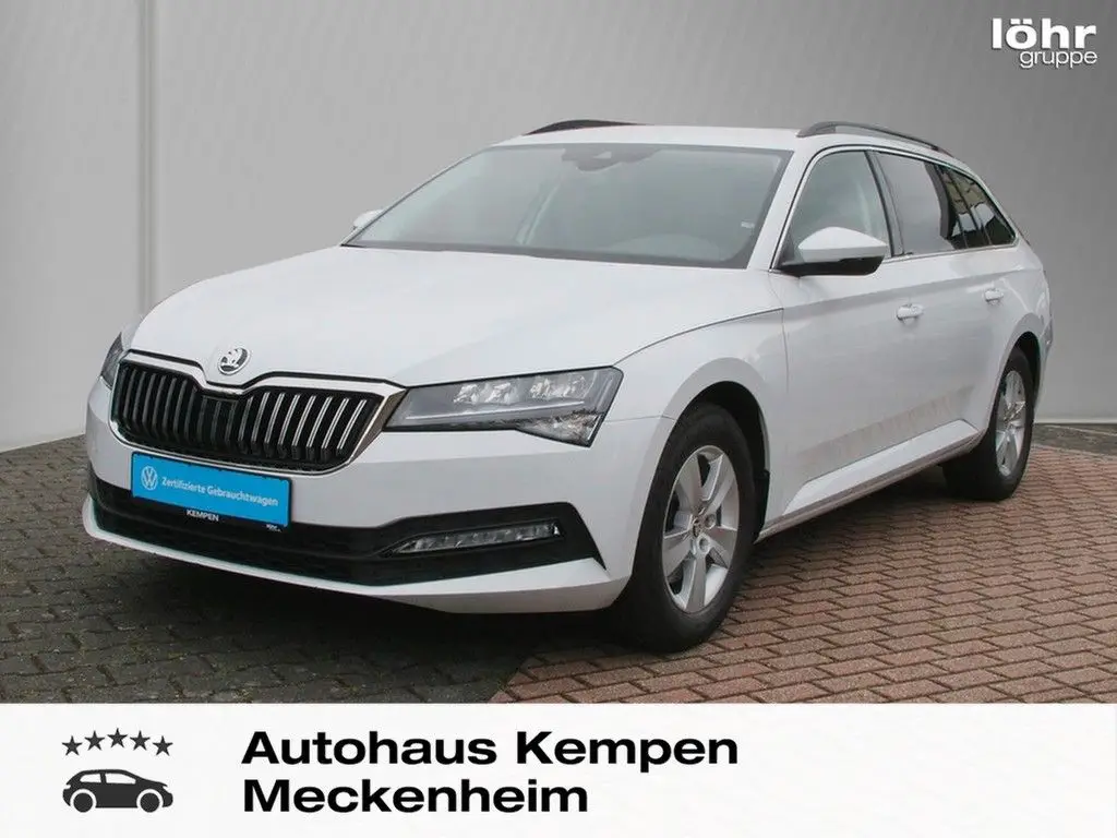 Photo 1 : Skoda Superb 2023 Essence