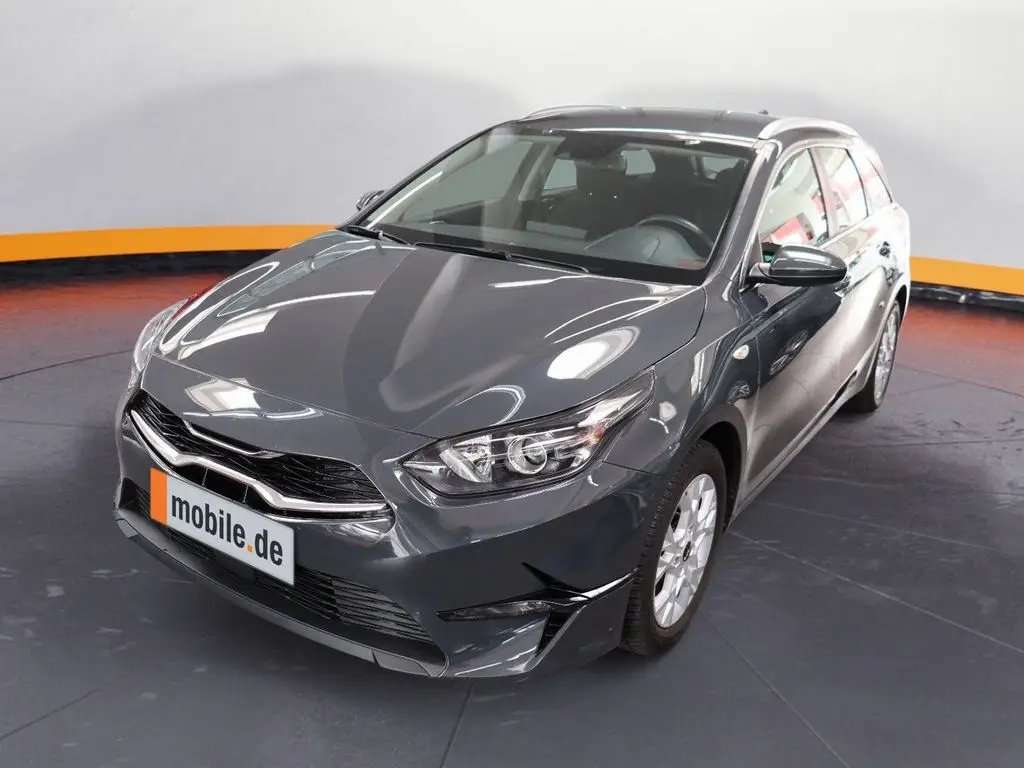 Photo 1 : Kia Ceed 2022 Essence