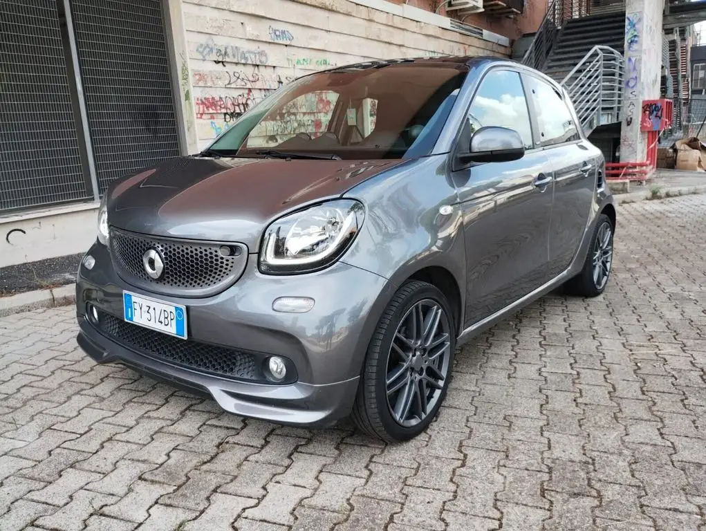 Photo 1 : Smart Forfour 2018 Petrol