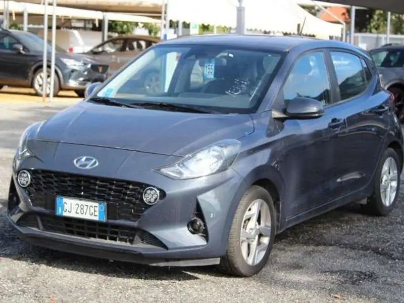 Photo 1 : Hyundai I10 2022 Essence