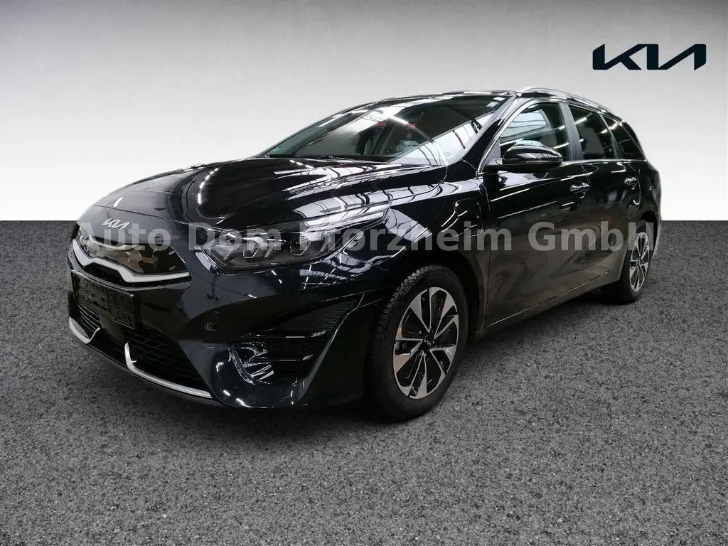 Photo 1 : Kia Ceed 2023 Hybrid