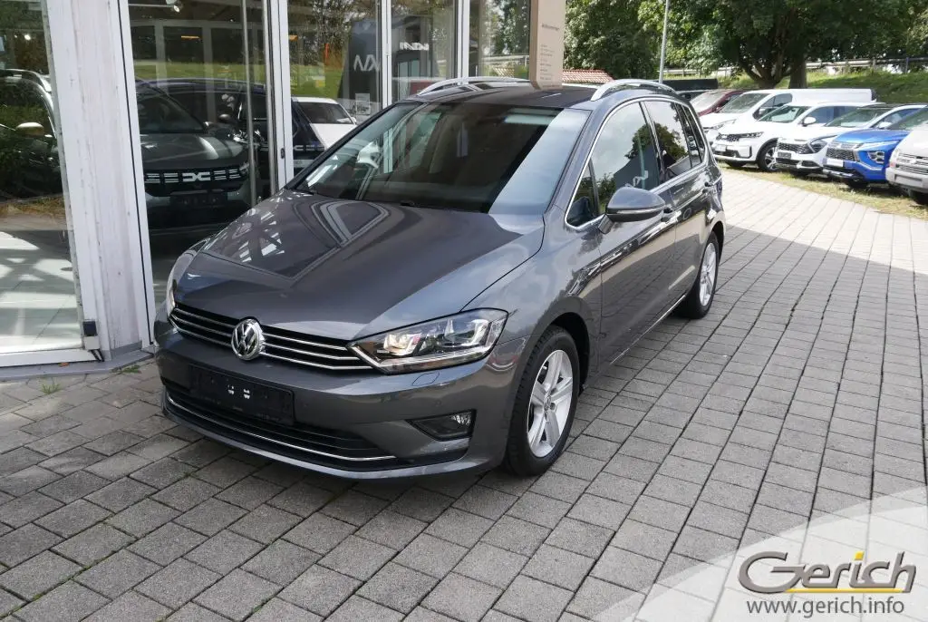 Photo 1 : Volkswagen Golf 2017 Petrol