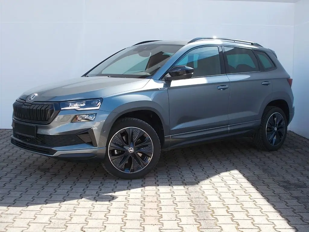 Photo 1 : Skoda Karoq 2023 Essence