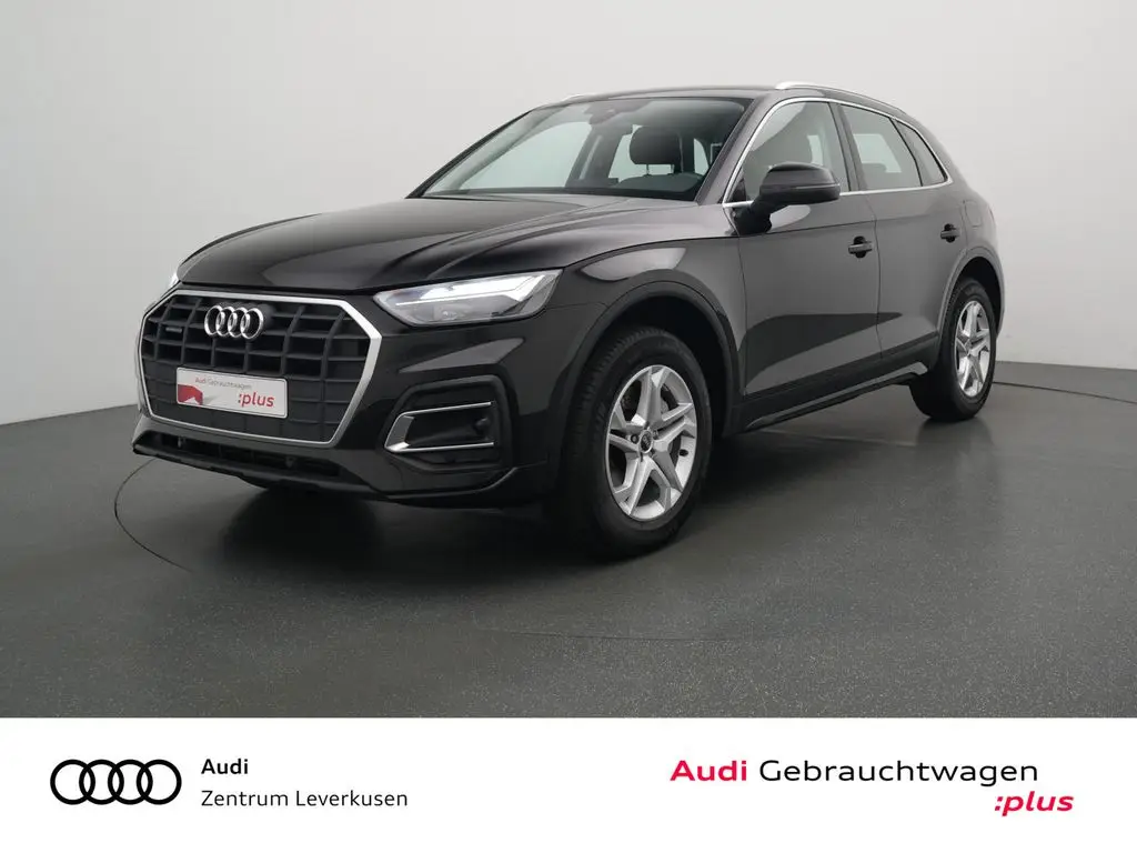 Photo 1 : Audi Q5 2021 Hybride