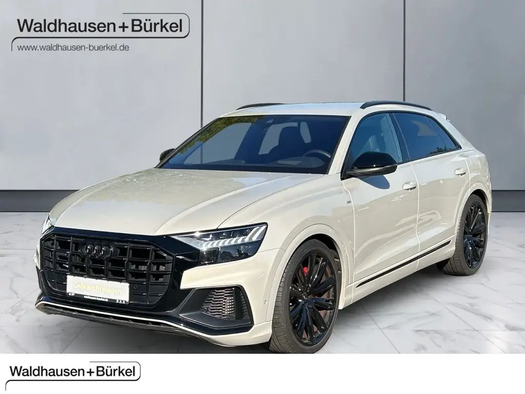 Photo 1 : Audi Q8 2021 Hybride