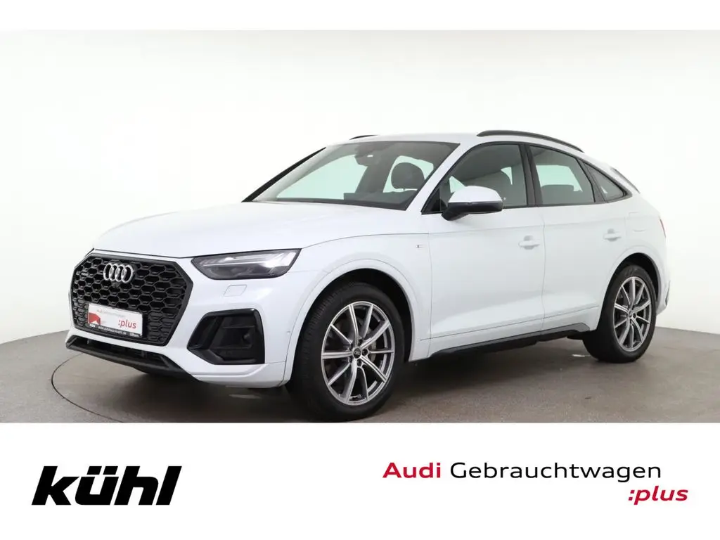 Photo 1 : Audi Q5 2021 Hybrid