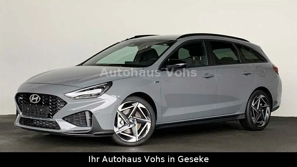 Photo 1 : Hyundai I30 2024 Petrol