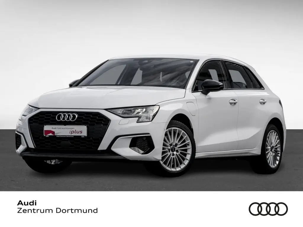 Photo 1 : Audi A3 2022 Hybride