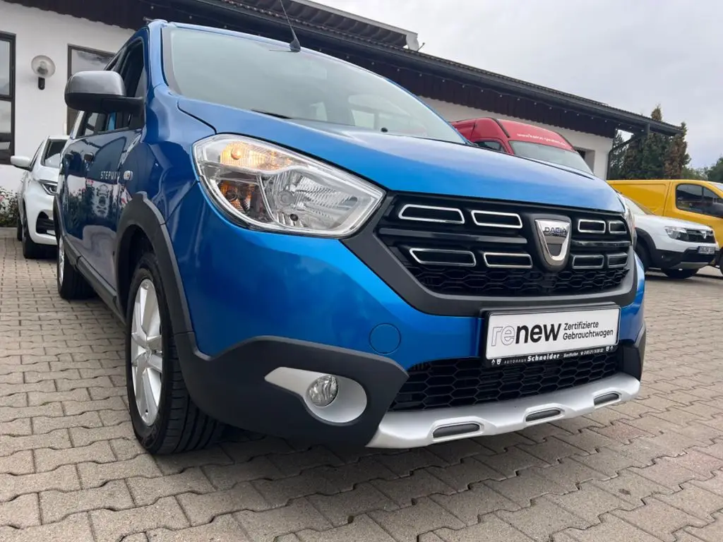 Photo 1 : Dacia Lodgy 2021 Essence