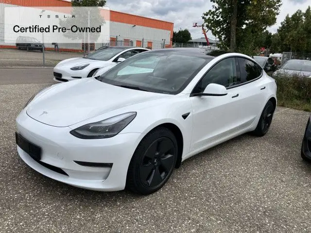 Photo 1 : Tesla Model 3 2021 Non renseigné