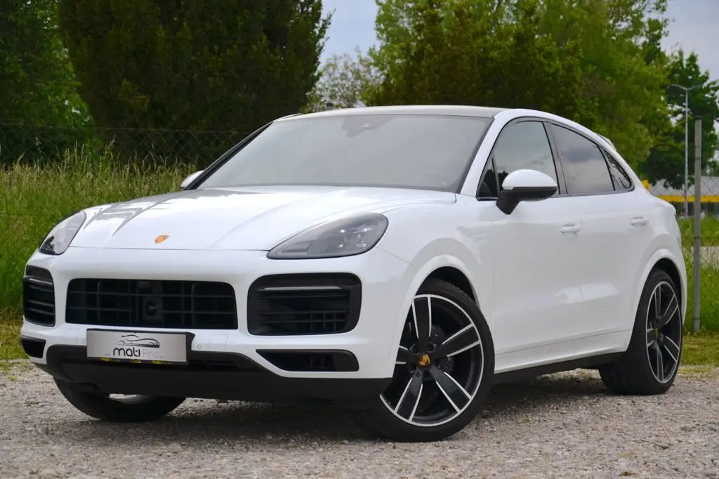 Photo 1 : Porsche Cayenne 2021 Petrol