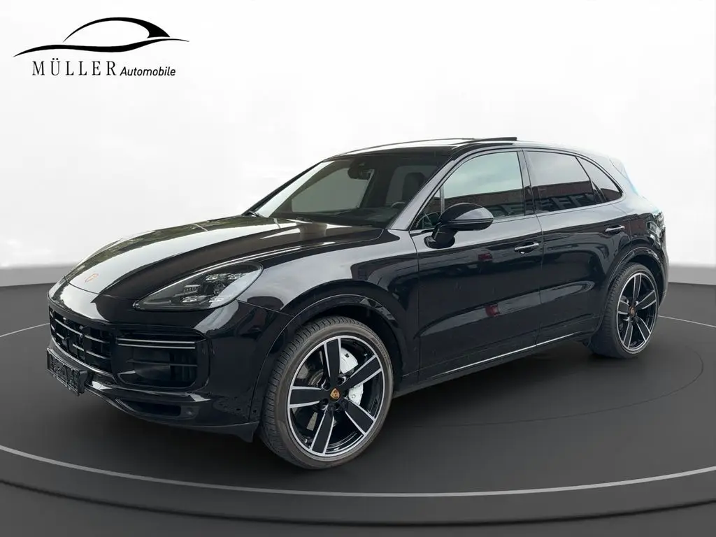 Photo 1 : Porsche Cayenne 2022 Essence