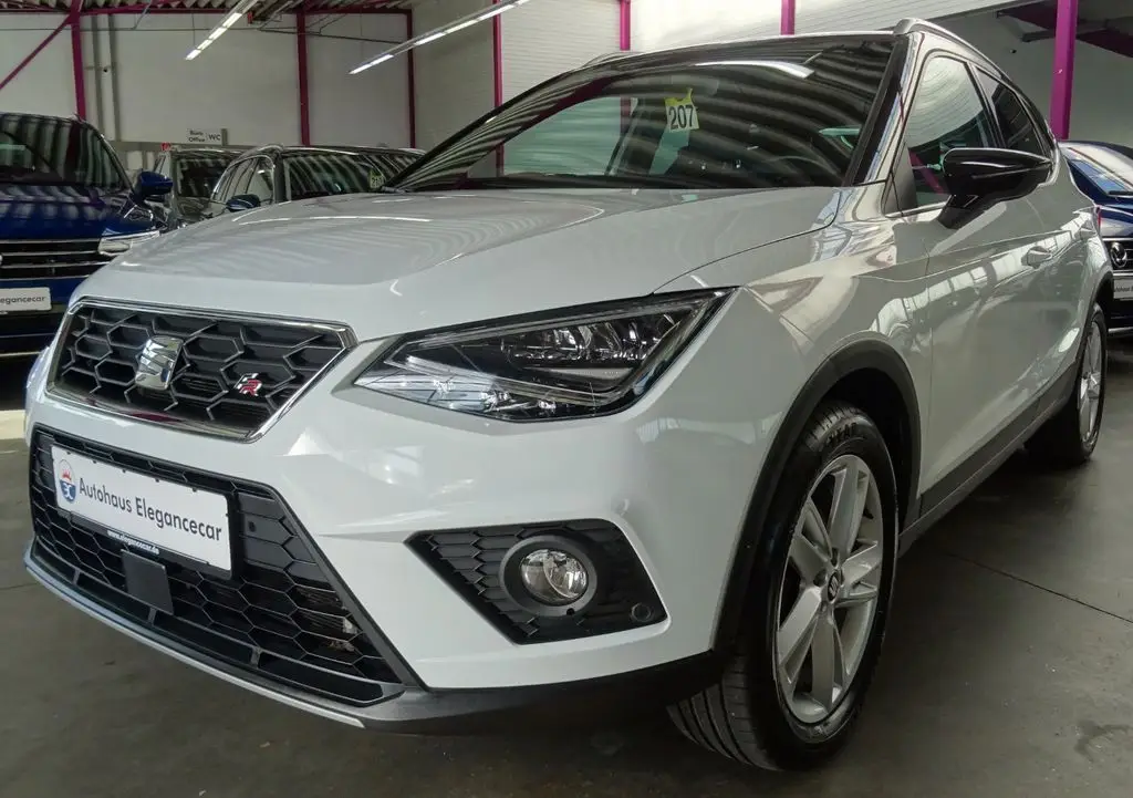 Photo 1 : Seat Arona 2021 Petrol