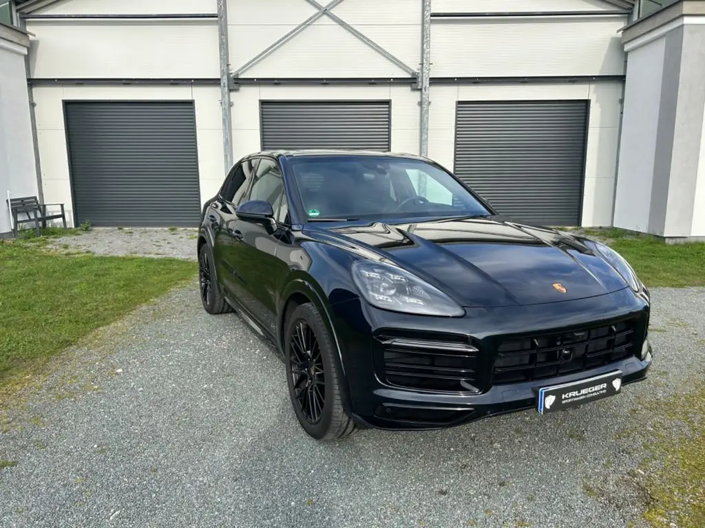 Photo 1 : Porsche Cayenne 2023 Petrol