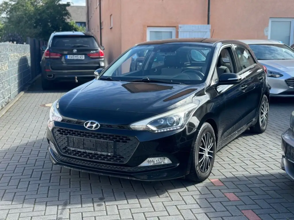 Photo 1 : Hyundai I20 2017 Essence