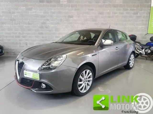 Photo 1 : Alfa Romeo Giulietta 2020 Autres