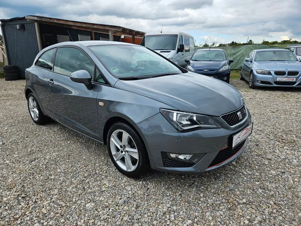 Photo 1 : Seat Ibiza 2017 Essence