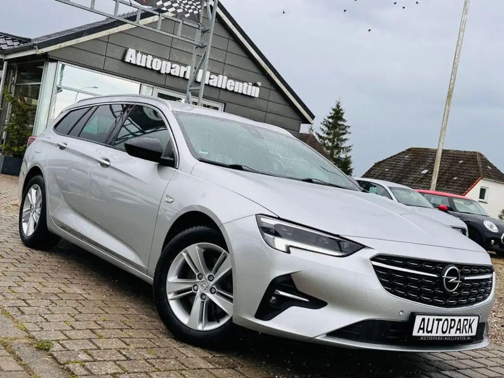 Photo 1 : Opel Insignia 2022 Diesel