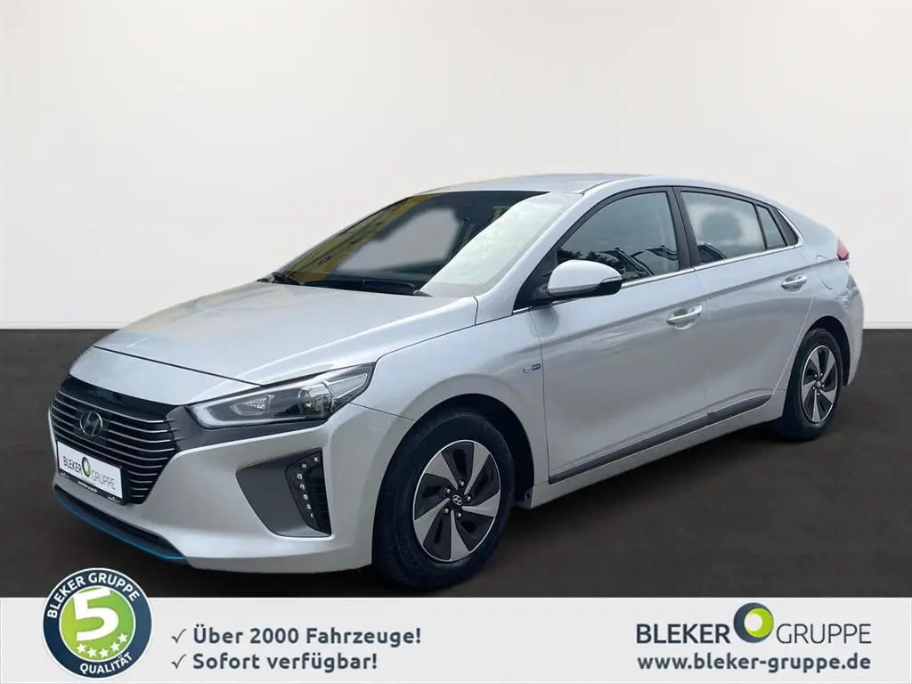 Photo 1 : Hyundai Ioniq 2017 Hybrid