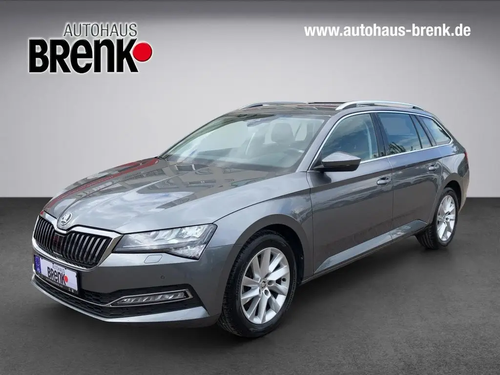 Photo 1 : Skoda Superb 2023 Essence