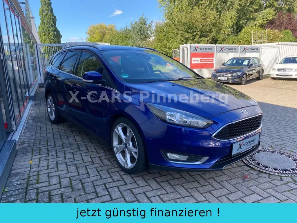 Photo 1 : Ford Focus 2016 Petrol