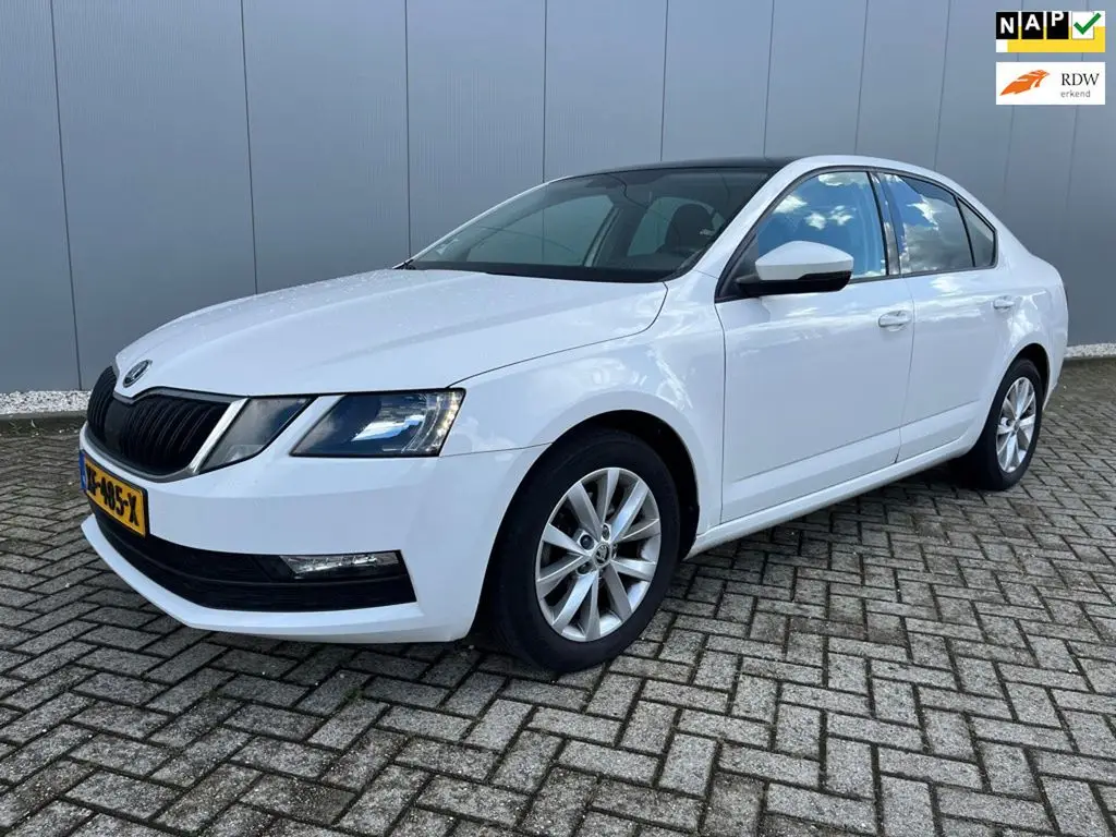 Photo 1 : Skoda Octavia 2019 Essence