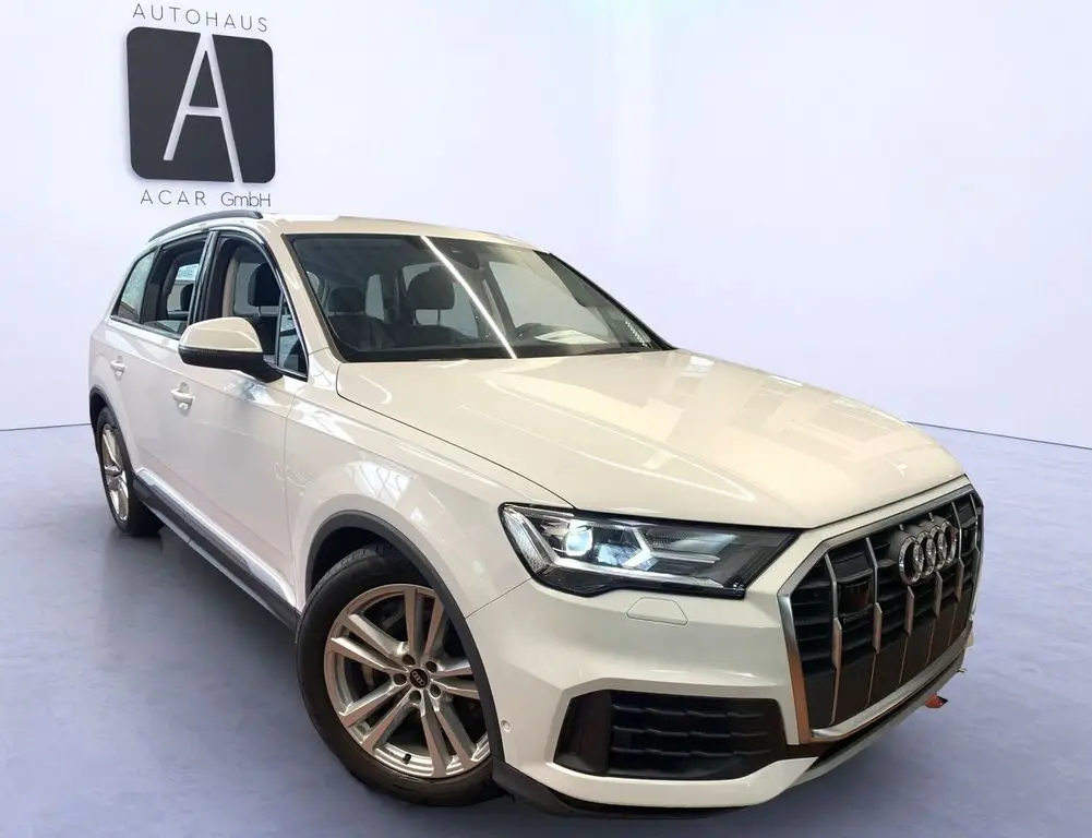 Photo 1 : Audi Q7 2021 Essence