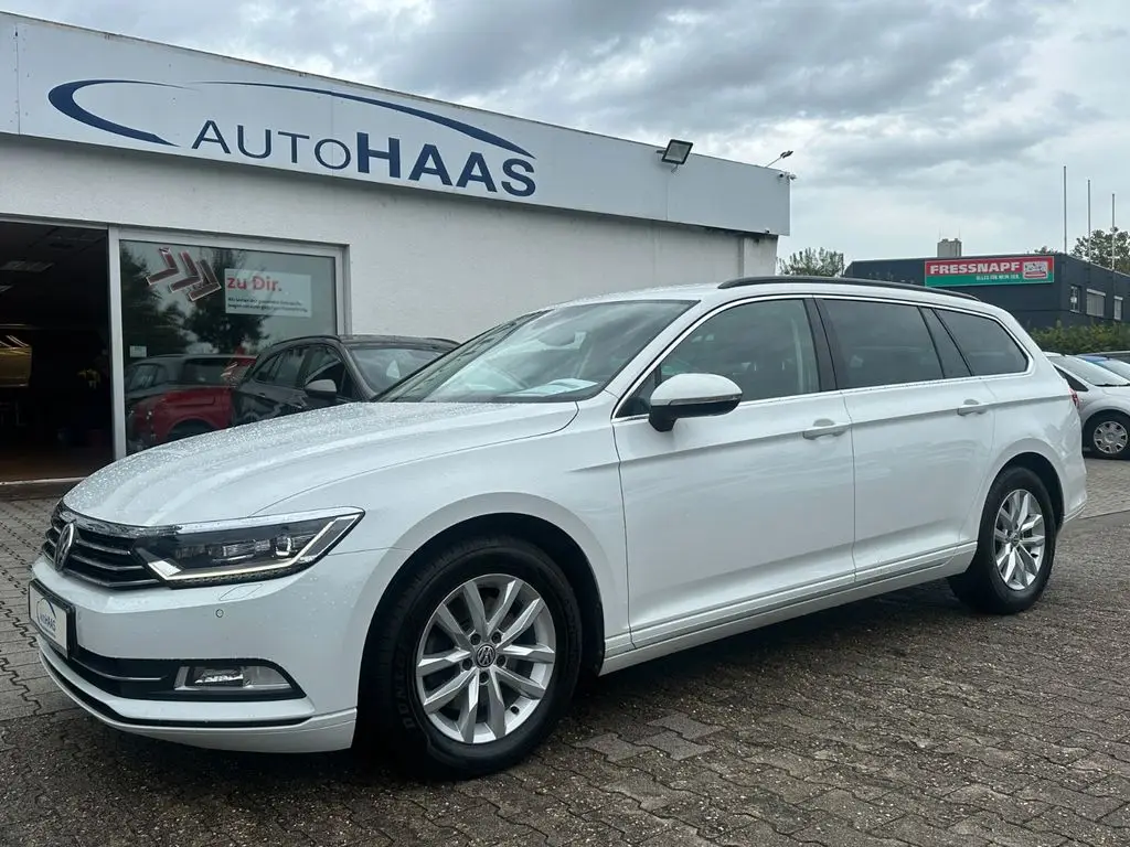 Photo 1 : Volkswagen Passat 2017 Diesel