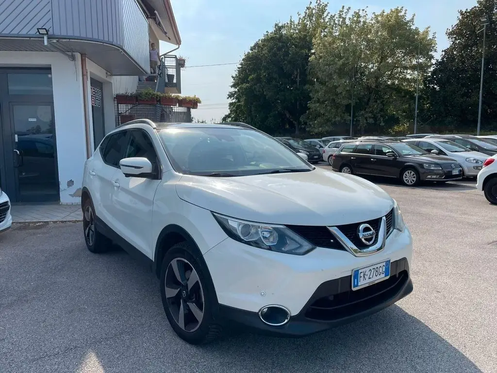 Photo 1 : Nissan Qashqai 2017 Diesel