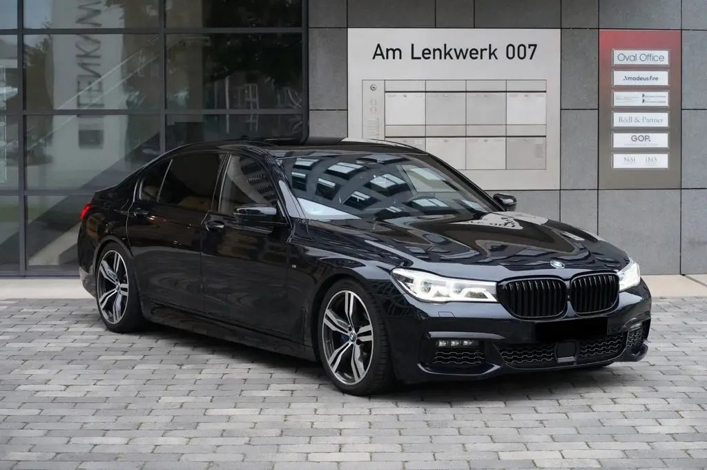 Photo 1 : Bmw Serie 7 2018 Petrol