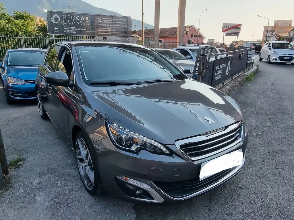 Photo 1 : Peugeot 308 2016 Diesel