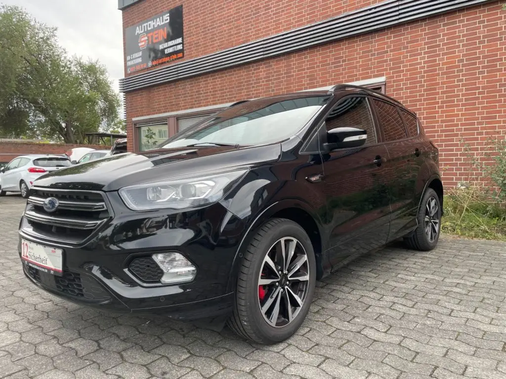 Photo 1 : Ford Kuga 2019 Essence