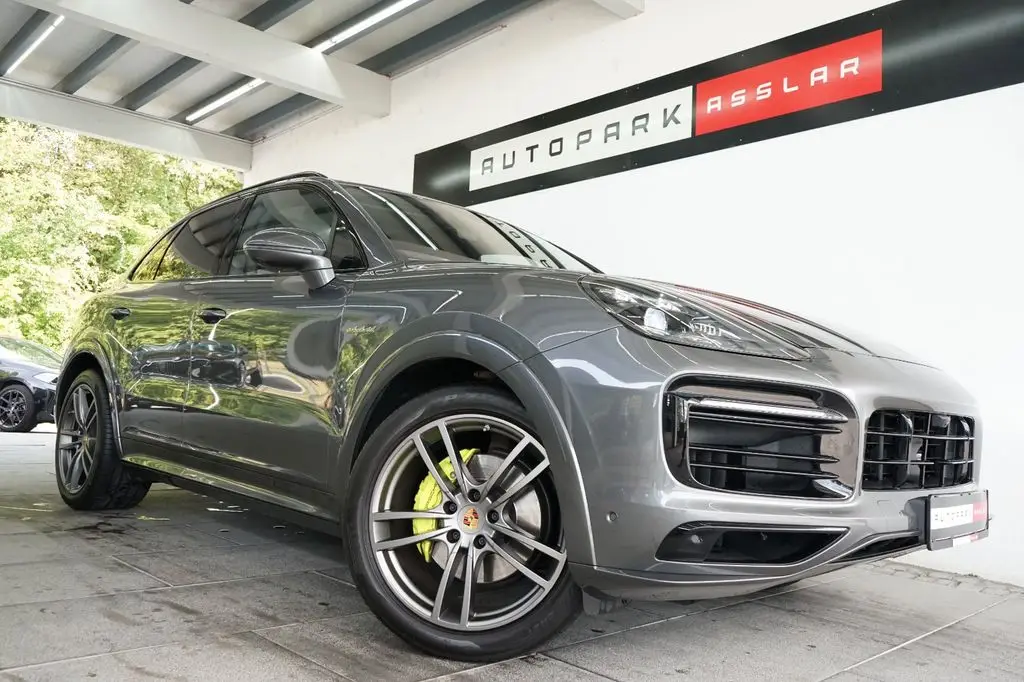 Photo 1 : Porsche Cayenne 2021 Hybride