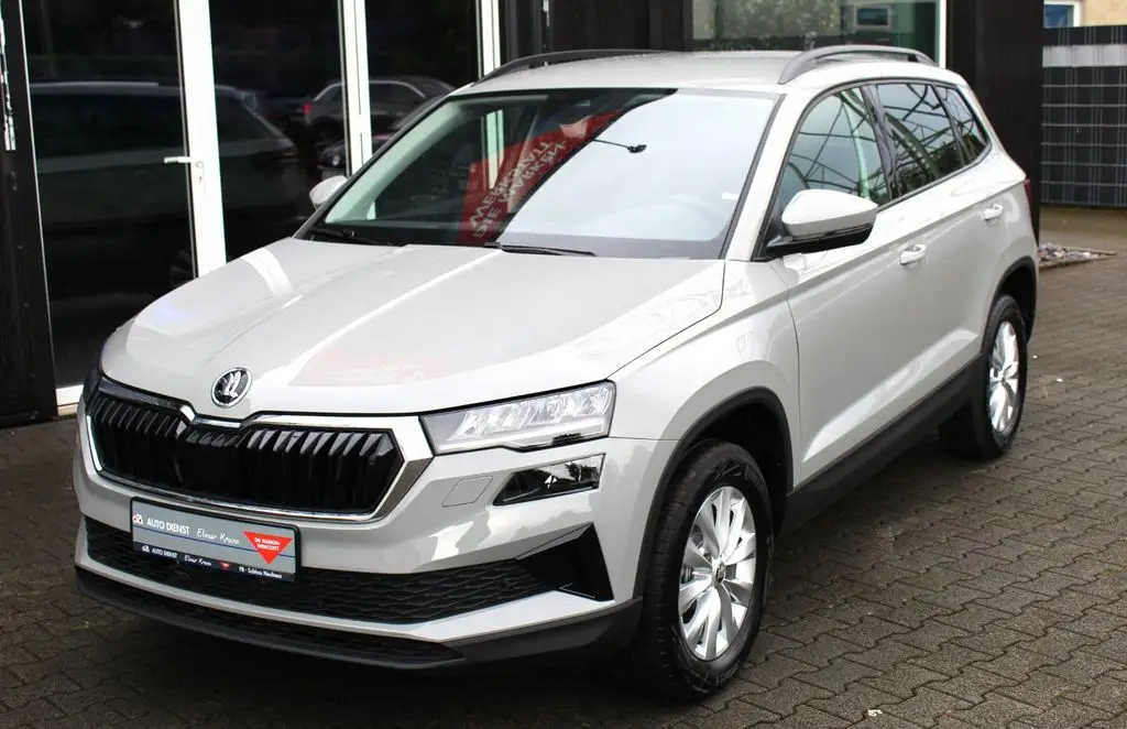 Photo 1 : Skoda Karoq 2024 Essence