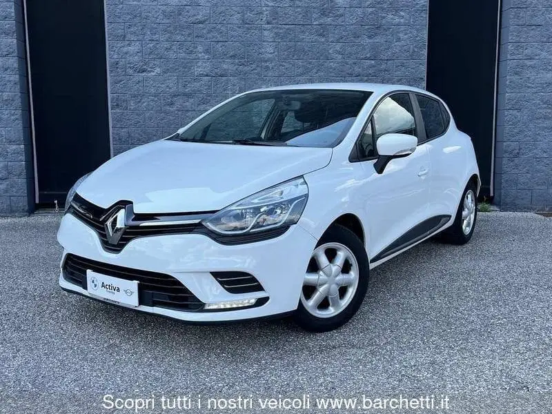 Photo 1 : Renault Clio 2018 Essence