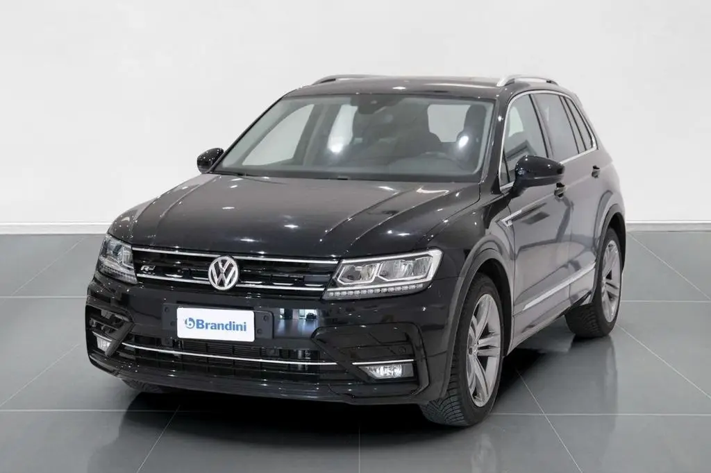 Photo 1 : Volkswagen Tiguan 2020 Essence