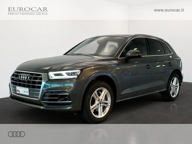 Photo 1 : Audi Q5 2020 Autres