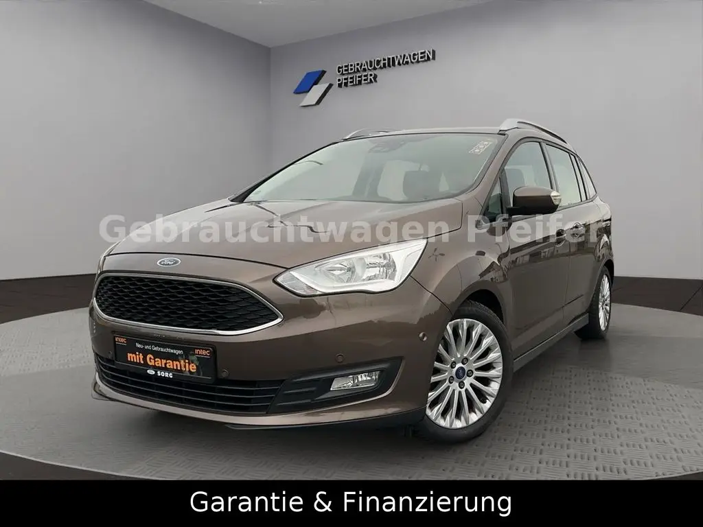 Photo 1 : Ford Grand C-max 2018 Essence