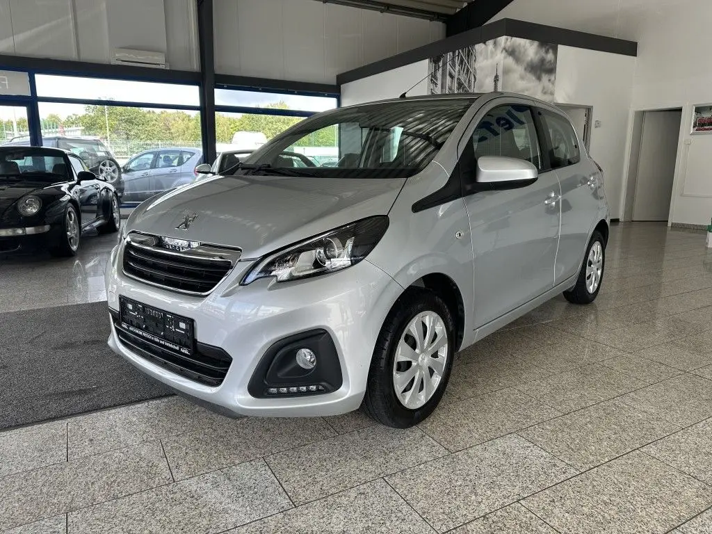 Photo 1 : Peugeot 108 2017 Petrol