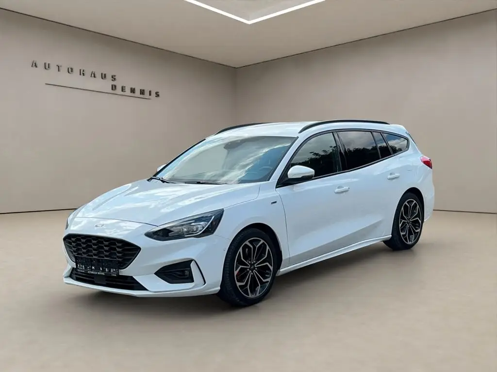 Photo 1 : Ford Focus 2020 Essence