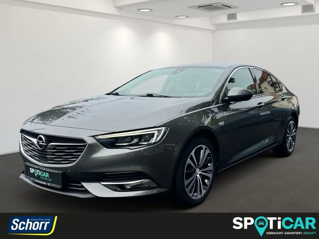 Photo 1 : Opel Insignia 2018 Petrol