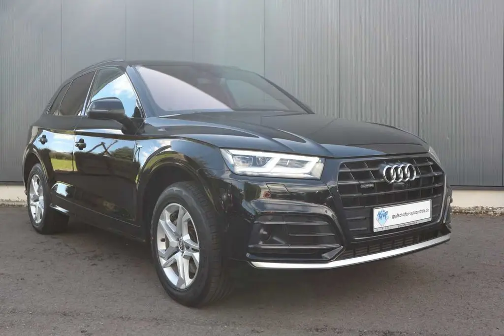 Photo 1 : Audi Q5 2019 Diesel