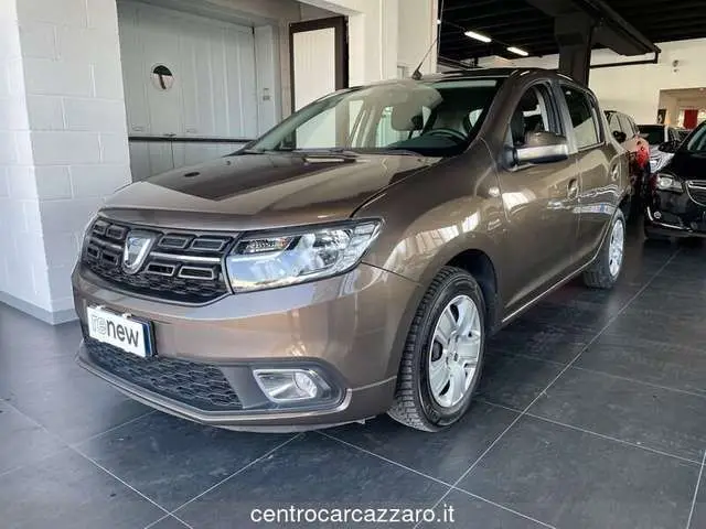 Photo 1 : Dacia Sandero 2020 Petrol