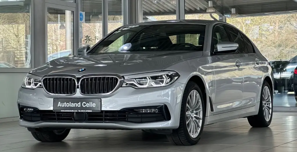 Photo 1 : Bmw Serie 5 2019 Hybrid