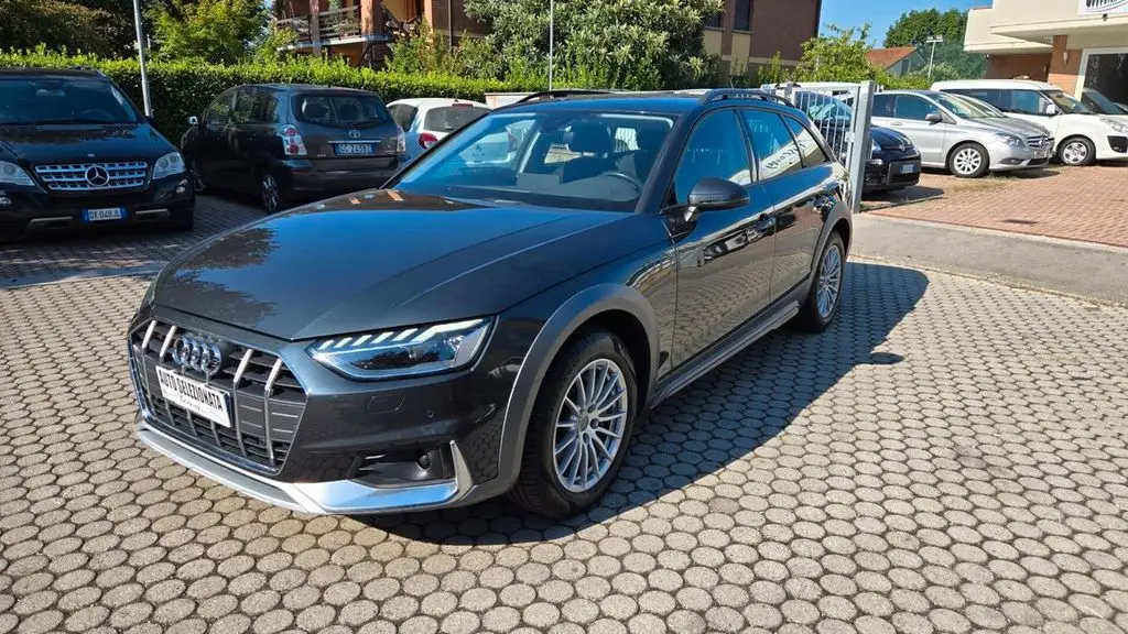 Photo 1 : Audi A4 2019 Diesel