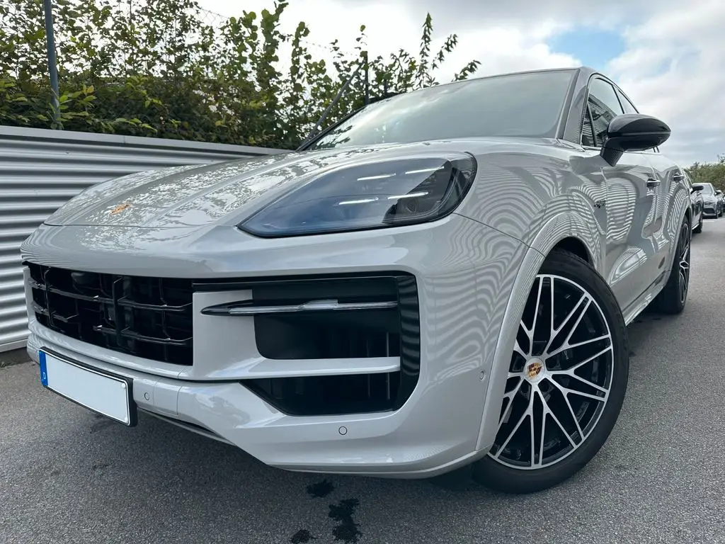 Photo 1 : Porsche Cayenne 2024 Hybride