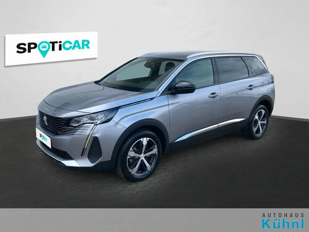 Photo 1 : Peugeot 5008 2024 Diesel